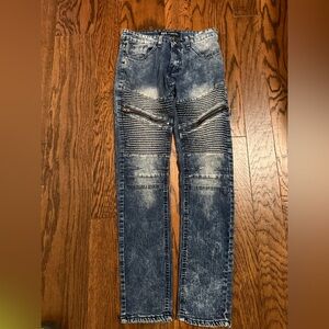 Stylish ROK stone Wash skinny jeans for women with amazing details size 29 by 32